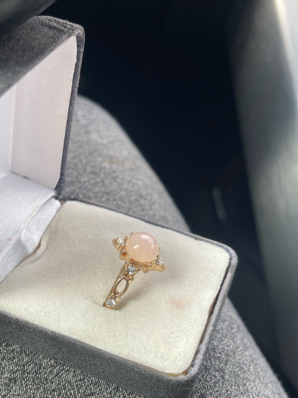 1 ring - Picture 2 of 2